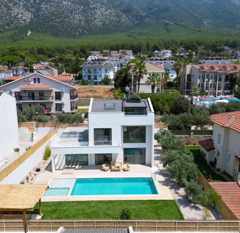 Villa Neo With 2 Private Pools, Bbq, Jacuzzi And Sauna *