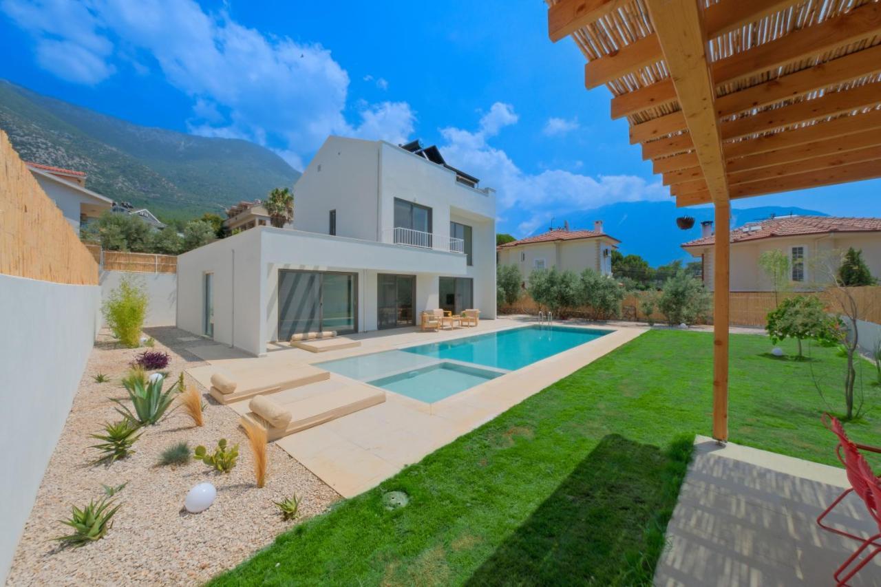 Neo With 2 Private Pools, Bbq, Jacuzzi And Sauna Villa *