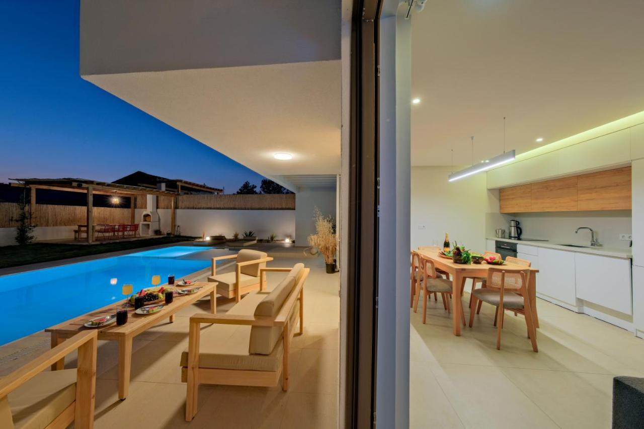 Neo With 2 Private Pools, Bbq, Jacuzzi And Sauna Villa