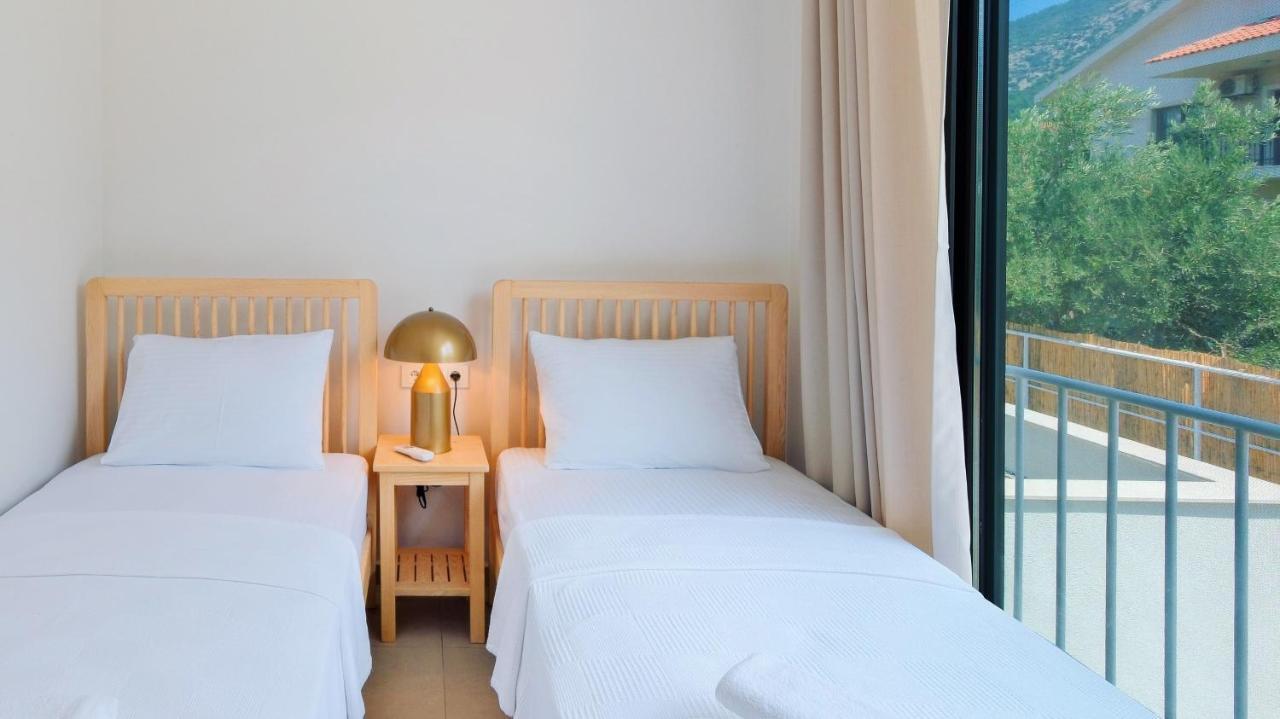 Neo With 2 Private Pools, Bbq, Jacuzzi And Sauna Villa