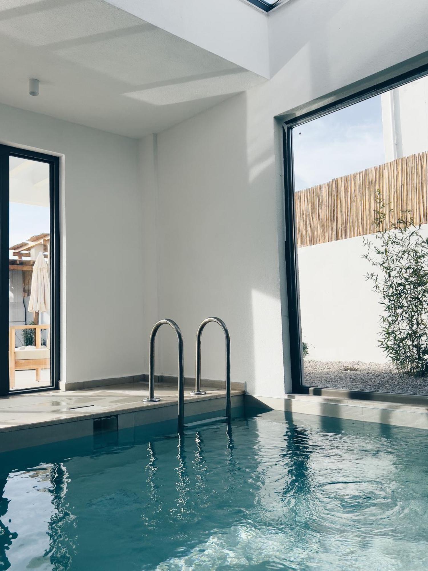 Neo With 2 Private Pools, Bbq, Jacuzzi And Sauna Villa
